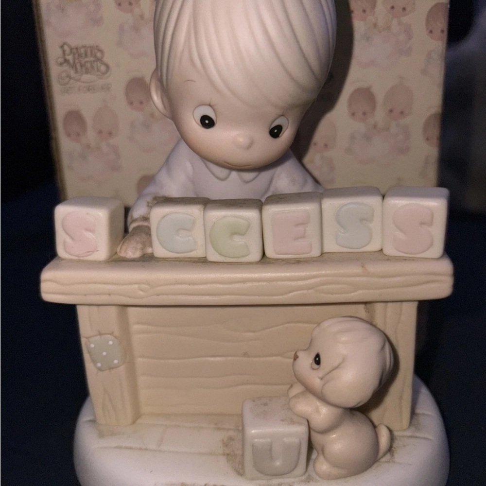 Precious Moments 523763 "I Can't Spell Success Without You" Porcelain Figurine